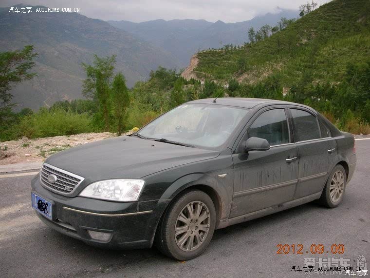 是7月份刚买的老蒙,2004年8月出厂的旗舰款,质滓 福特 蒙迪欧 蒙迪欧