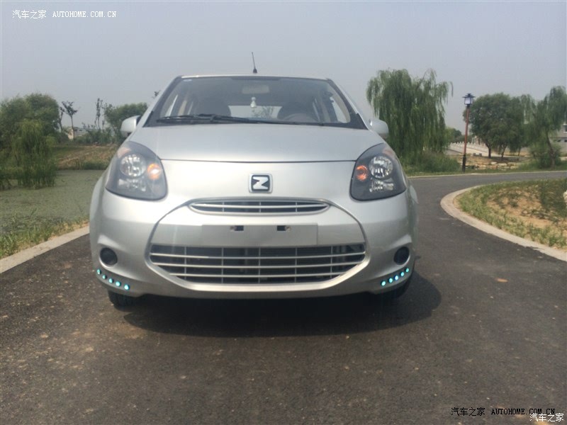 众泰z100