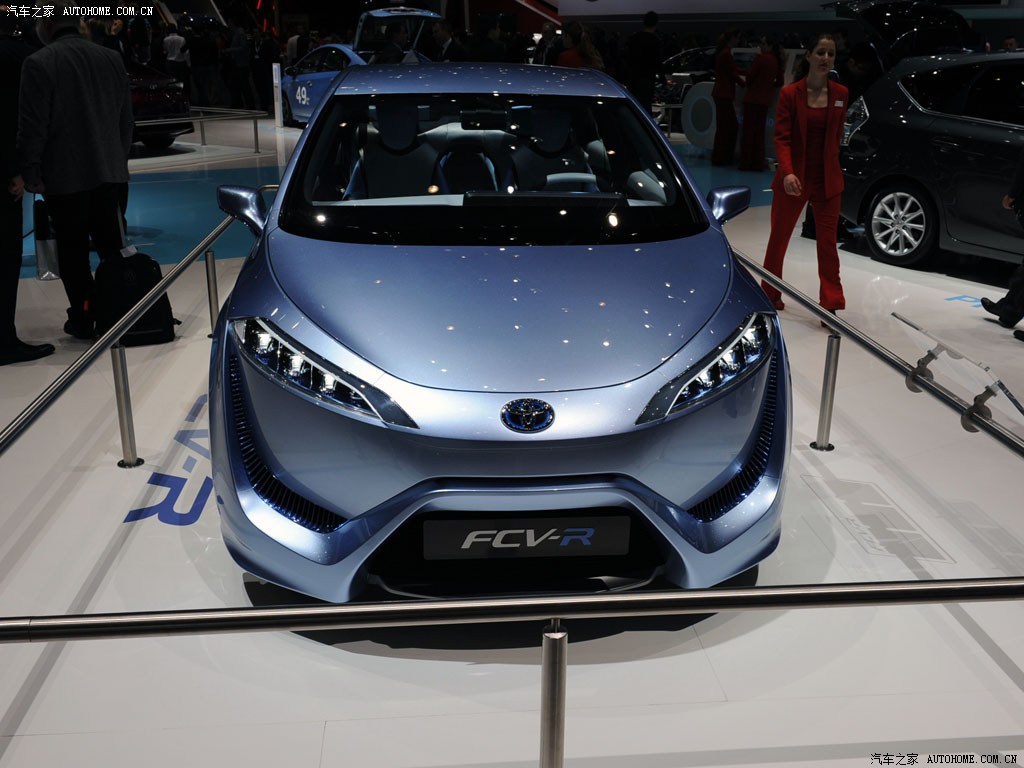 【图】丰田(进口) 丰田fcv-r 2012日内瓦车展_172728_汽车之家